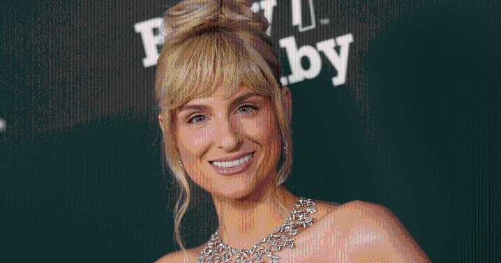 Meghan Trainor’s Strapless Gown Looks Straight Out of a Fairytale