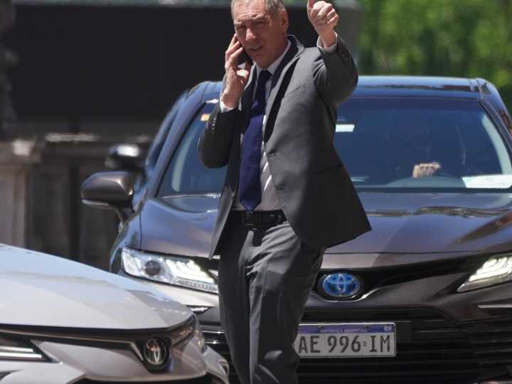 Diego Santilli se pone el traje de ministro del Interior para empezar a negociar con los gobernadores el Presupuesto