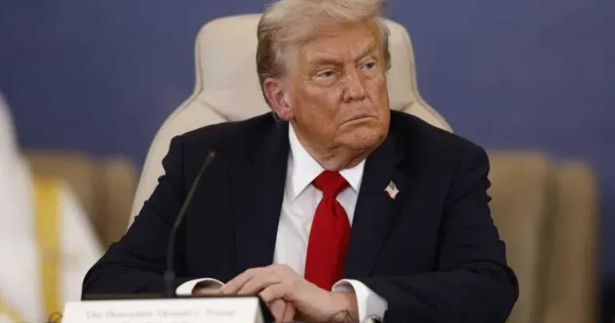 Trump pide considerar 'cerrado en su totalidad' el espacio aéreo de Venezuela