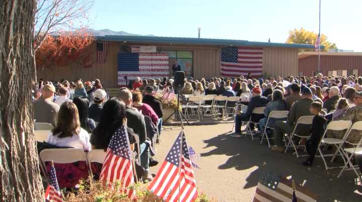 Sunset Mesa Elementary School students honor veterans