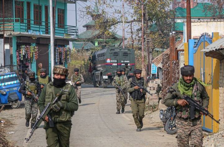 Terror module case: Counter Intelligence Kashmir raids doctor’s home in J