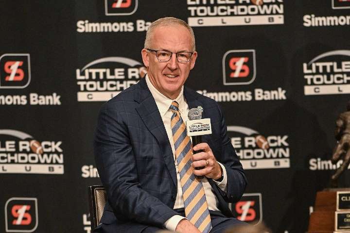 Commish back for more UA issues