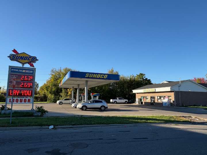 Saginaw man charged with trying to kill man in gas station stabbing