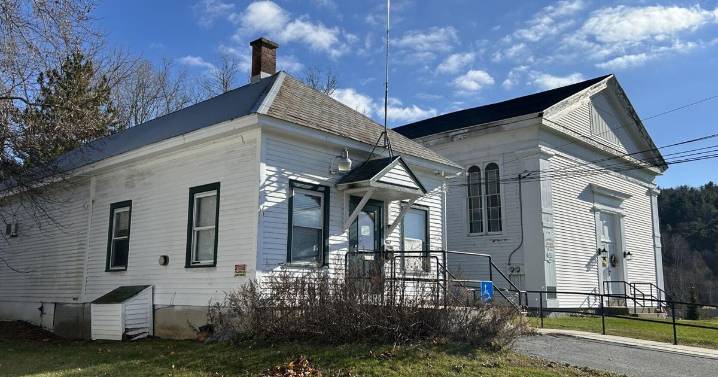 Pownal to consider reuse options for Old Town Hall