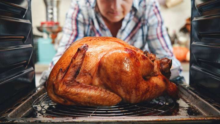 Is it illegal to tow a neighbor’s car without permission? What the law says