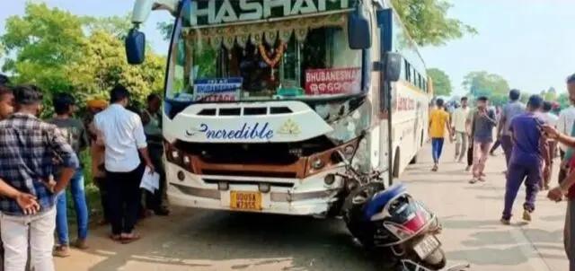 2 Killed As Bus Hits Scooter In Odisha’s Bhadrak