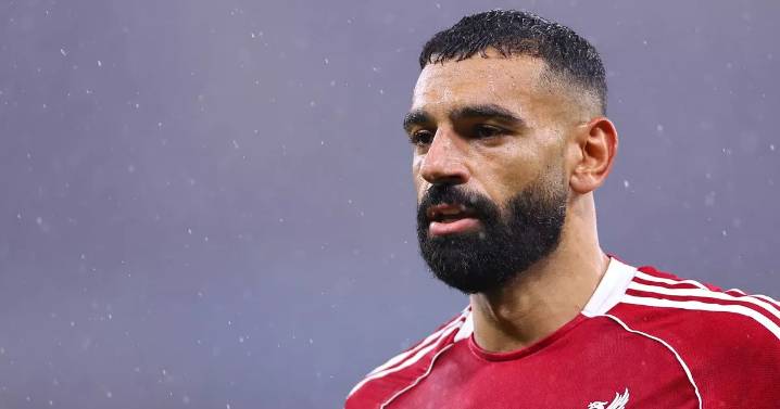 Liverpool told three transfers who could replace Mohamed Salah including controversial target