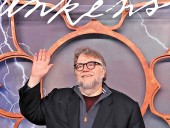 Guillermo del Toro presenta ‘Frankenstein’ en México: emoción, ingenio y humor en el Anfiteatro Bolívar