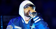 Eminem, Jack White Perform at Lions-Packers Thanksgiving Game