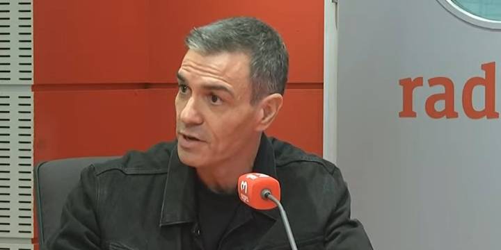 Quiénes son los dos artistas que Pedro Sánchez recomienda más allá de Rosalía: uno de ellos toca pronto en España
