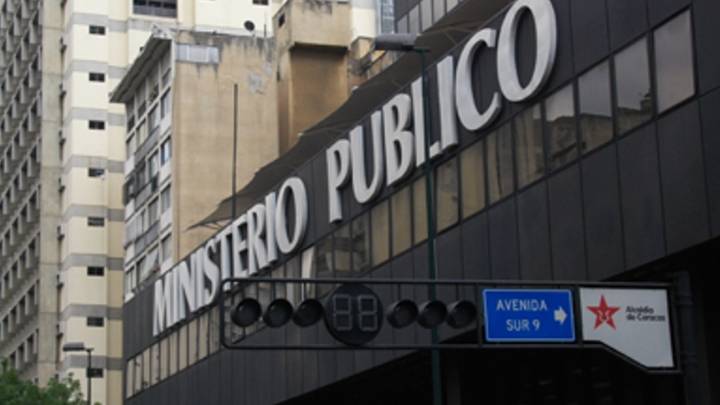 Detienen a cuatro buhoneros en Caracas por darle una golpiza a una ciudadana