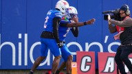 Kevin Jennings accounts for 4 TDs in SMU's victory over Louisville to keep ACC title hopes alive