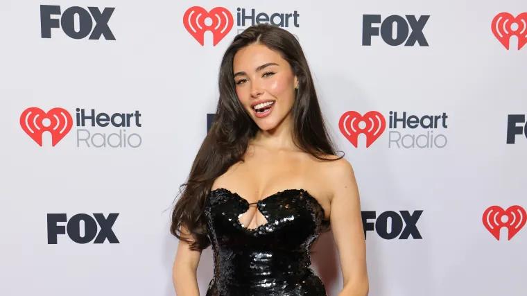 Justin Herbert’s girlfriend stuns in risqué low