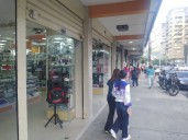 Pocos comercios de Av. Bolivar norte de Valencia muestran descuentos  