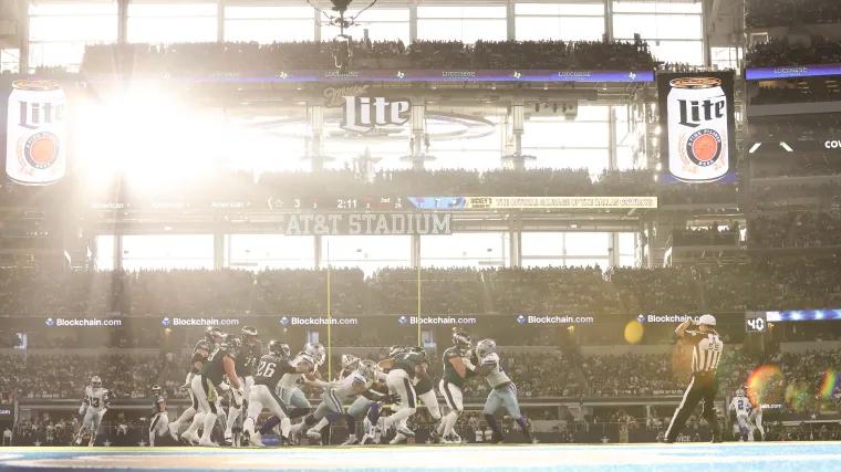 Jerry Jones sun controversy, explained: Why Cowboys owner won't add curtains to AT&T Stadium to block glare