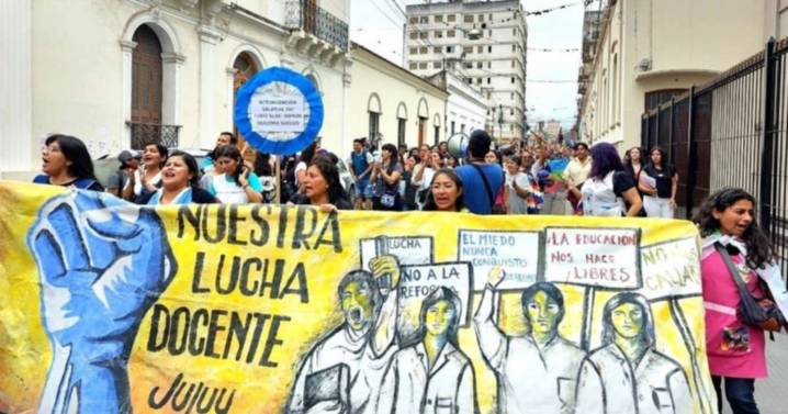 Paro de docentes de Adep y renuncia en la Junta Provisoria