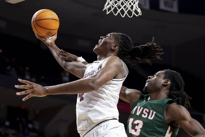 Deadspin | Texas A&M overwhelms Mississippi Valley State 120-84