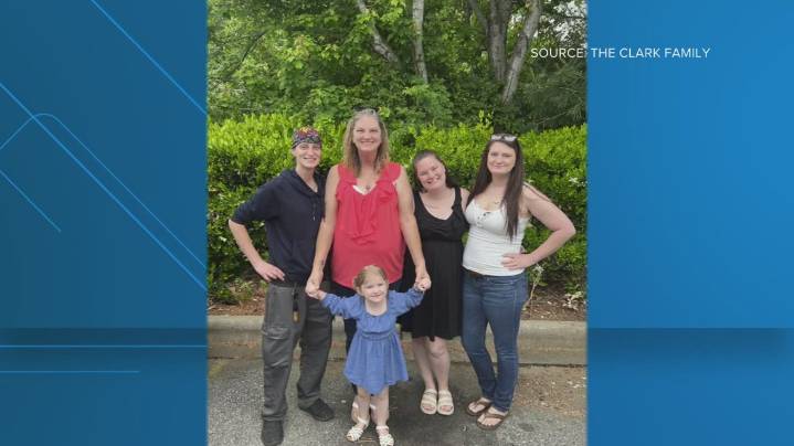 Family remembers mom and daughter, aunt killed in Lexington house fire