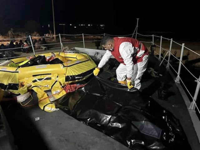 At least four dead as two migrant boats capsize off Libya's coast, Red Crescent says