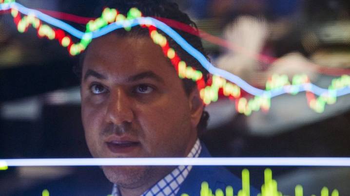 El BCE alerta de un posible «ajuste abrupto» del precio de las acciones