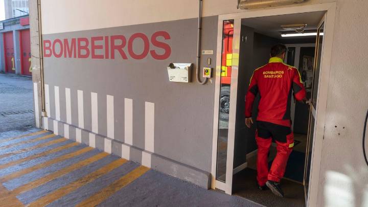 El parque de bomberos de Santiago queda inoperativo por tercera vez en una semana