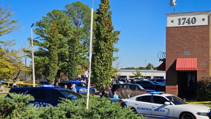 Cordova robbery suspect shot employee in stomach: report