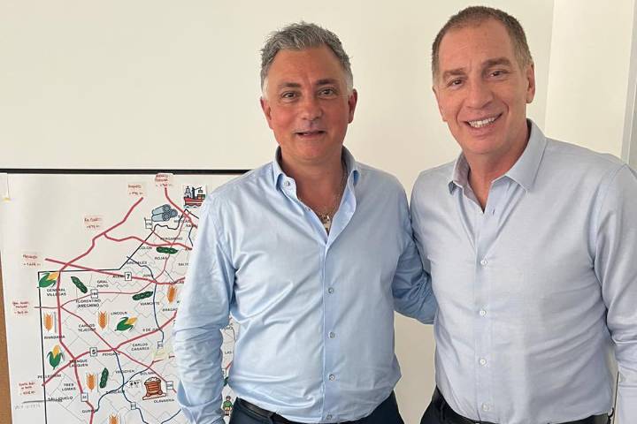 Mientras desembarca en el Gobierno, Santilli no descuida su objetivo de competir por la gobernación