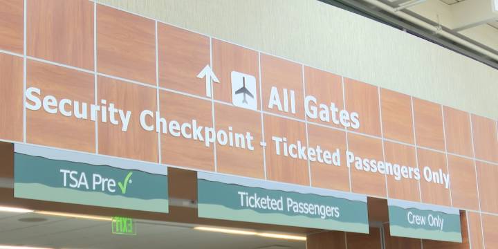 FAA flight cuts begin as government shutdown impacts Springfield