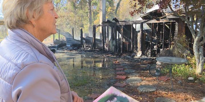 Crews fight Veterans Day fire in Pamlico and Carteret counties