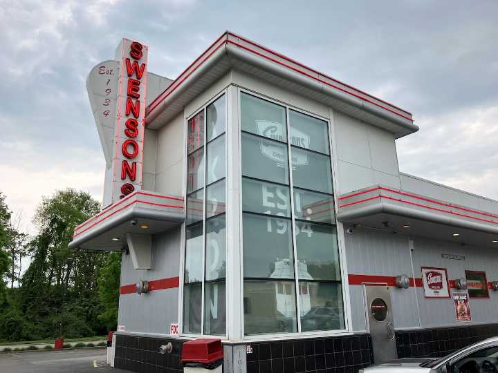 Swensons offers free meals to children at all locations during 2025 SNAP cutoff