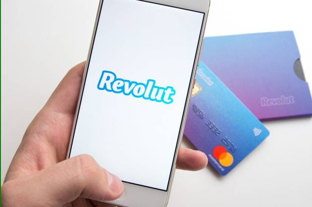 Father who had over €2,400 stolen from his Revolut account criticises the “frustrating” experience trying to get refund