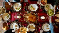How much will your Thanksgiving dinner cost this year? Use our calculator to find out