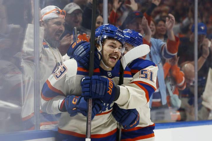 Edmonton Oilers prospect Ike Howard lighting up AHL on a powerhouse line