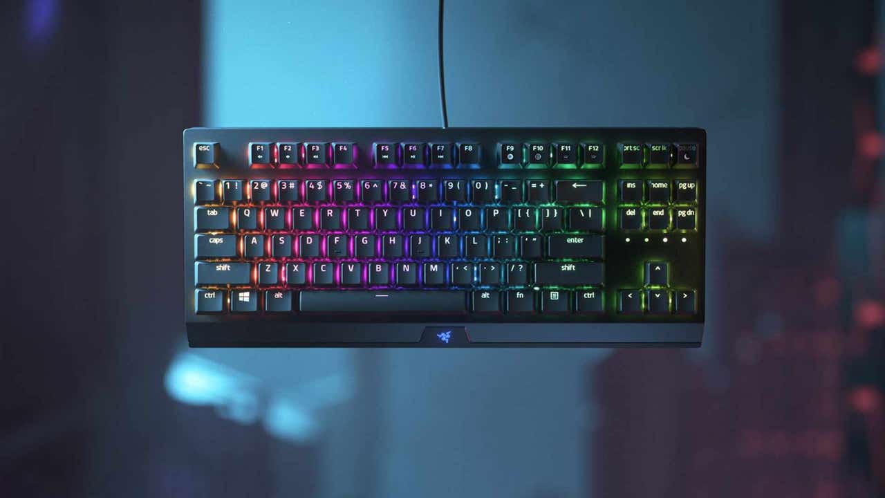 Ahorra espacio con este teclado mecánico Razer que está rebajado 46 euros en la Semana de Black Friday