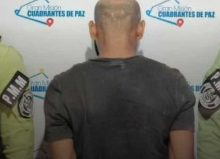 Detenido sujeto que hurtó cableado de luces de Navidad en Maneiro