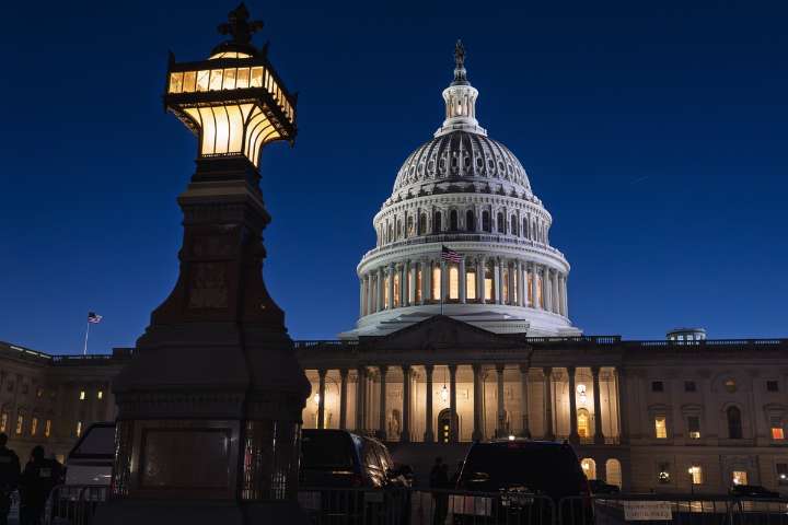Senate takes first step toward ending the government shutdown