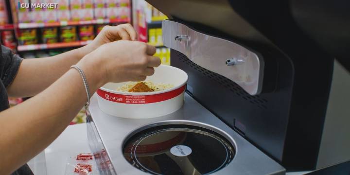 New Korean convenience store brings exclusive snacks, drinks to Honolulu
