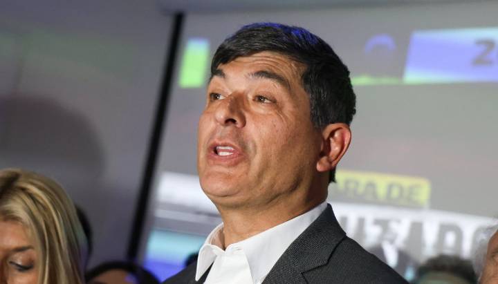 Parisi evita comprometer apoyo a Kast o Jara y advierte que “los dos van a ser malos gobiernos”