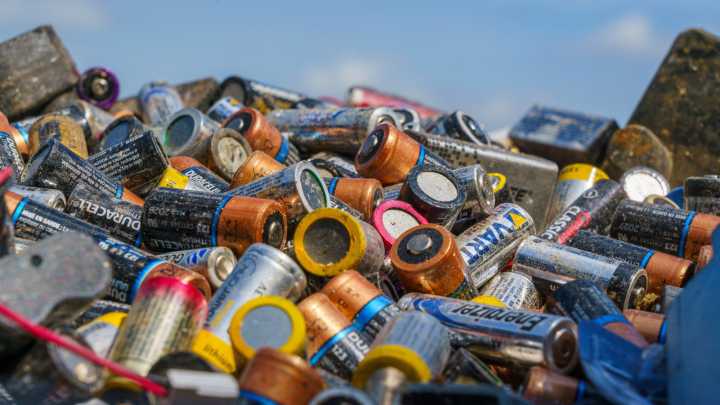 How To Declutter Used Batteries (The Right Way)