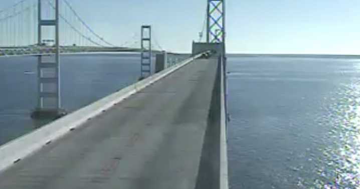 How Bay Bridge Run participants can reclaim bags, get their medal & a refund