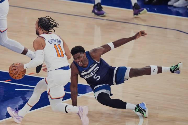 Takeaways from Timberwolves’ latest defensive flop in blowout loss to Knicks