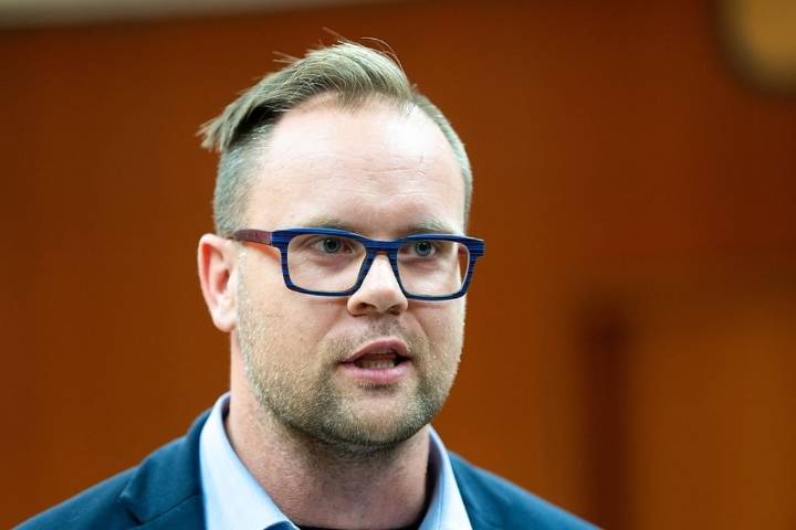 Recall petition of Grande Prairie MLA Nolan Dyck approved