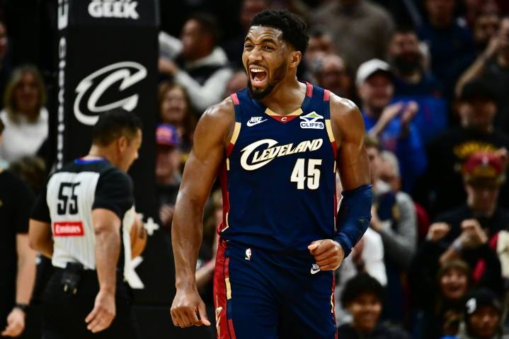 Deadspin | Heat, Cavs expected to make their points in high-octane duel