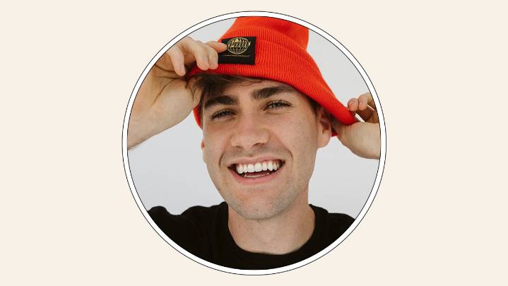 YouTuber Eric Decker Signs With CAA