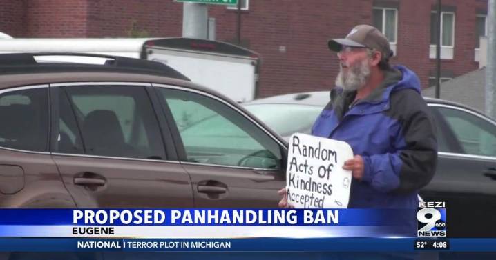 Eugene City Council advances an ordinance that would ban panhandling