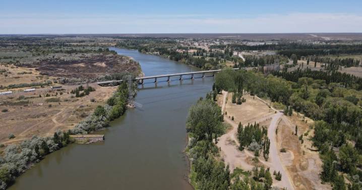 Colonia menonita: cómo encontraron los dos cuerpos en el río Negro y qué pasa con el tercer desaparecido