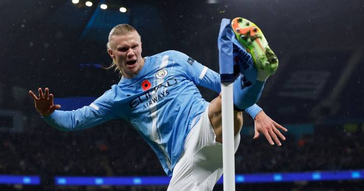 Man City crush Liverpool 3-0 to cut gap with Premier League leaders Arsenal