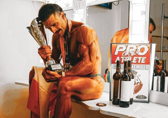El burgense Adrián Otero hace historia y se proclama campeón del mundo de culturismo en Los Ángeles: ?No ha sido flor de un día?