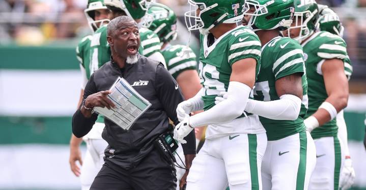 New York Jets Flight Connections 11/16/25