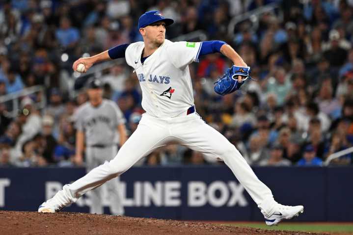 Toronto Blue Jays closer Hoffman blames himself for World Series loss